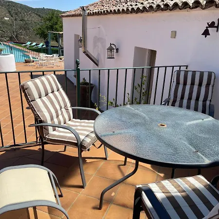Cortijo Huerta Galindo Kır Evi Alanís